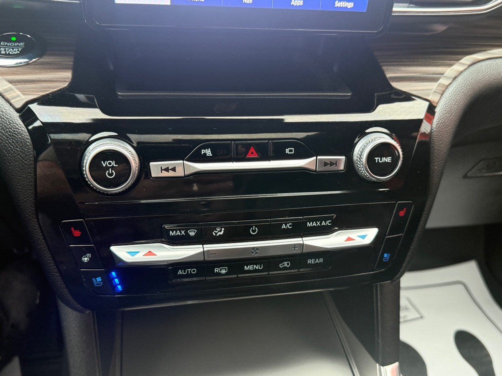 2021 Ford Explorer Image 47