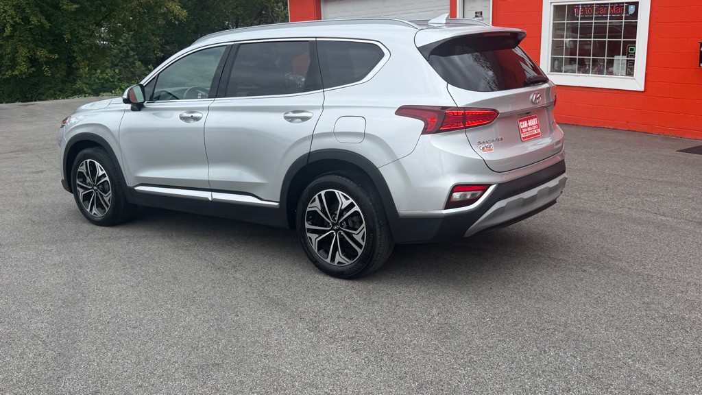 2019 Hyundai Santa Fe Image 4