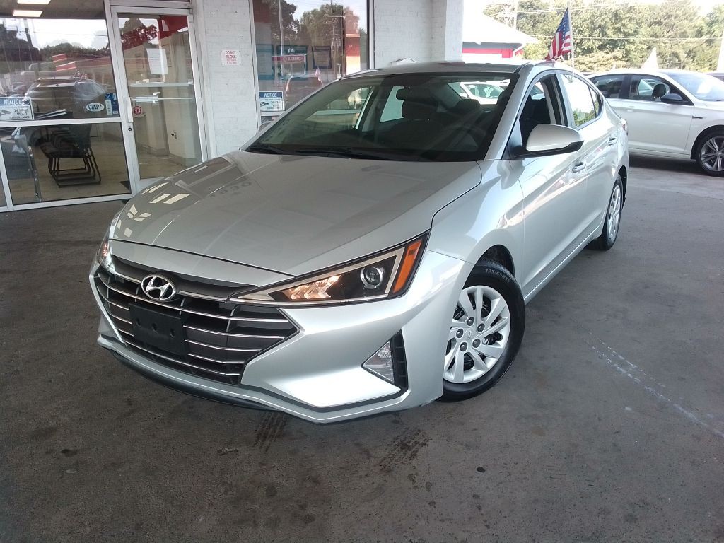 2019 Hyundai Elantra Image 1