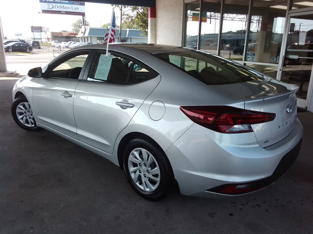 2019 Hyundai Elantra Image 4