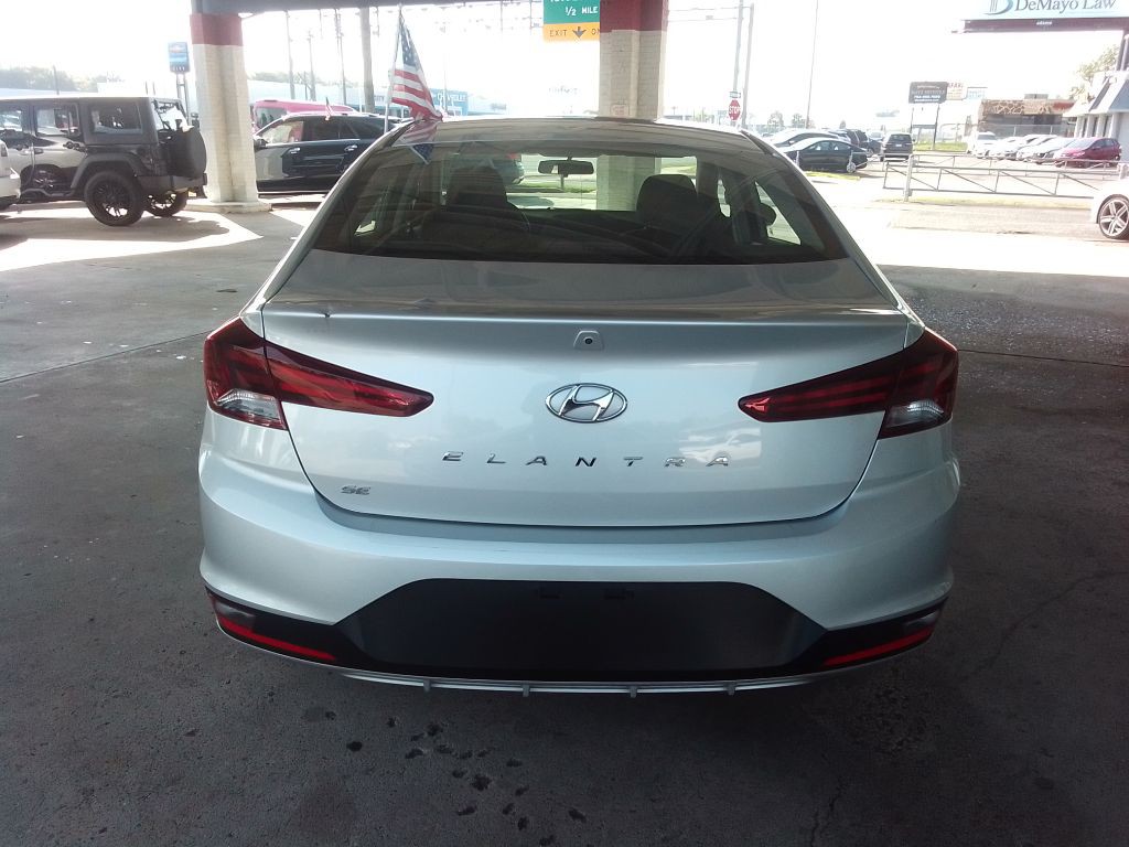 2019 Hyundai Elantra Image 6