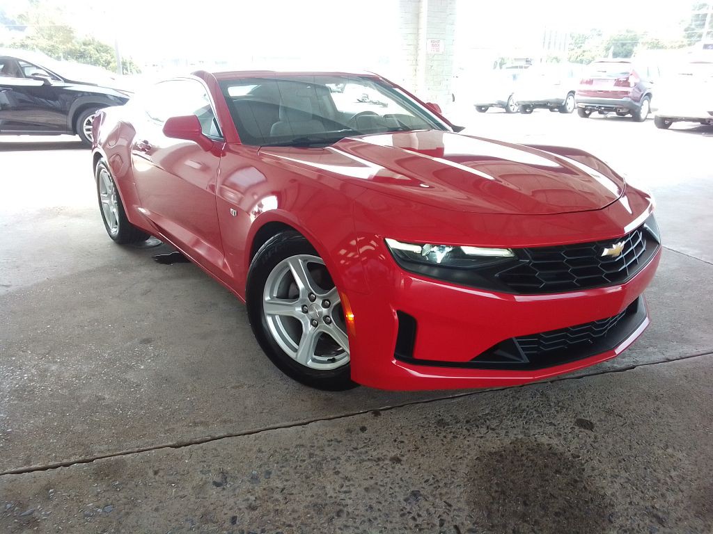 2020 Chevrolet Camaro Image 3