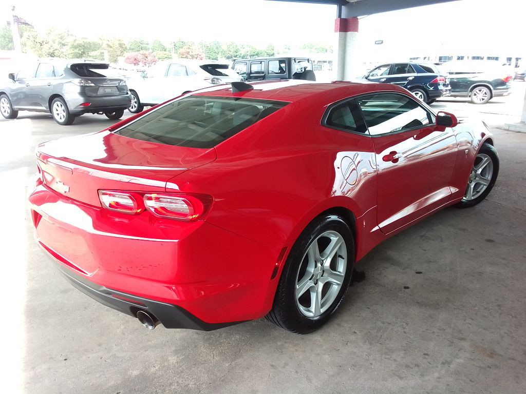2020 Chevrolet Camaro Image 5