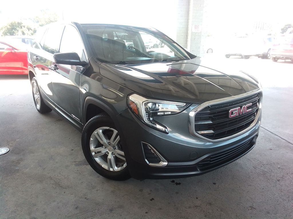 2020 GMC Terrain Image 3