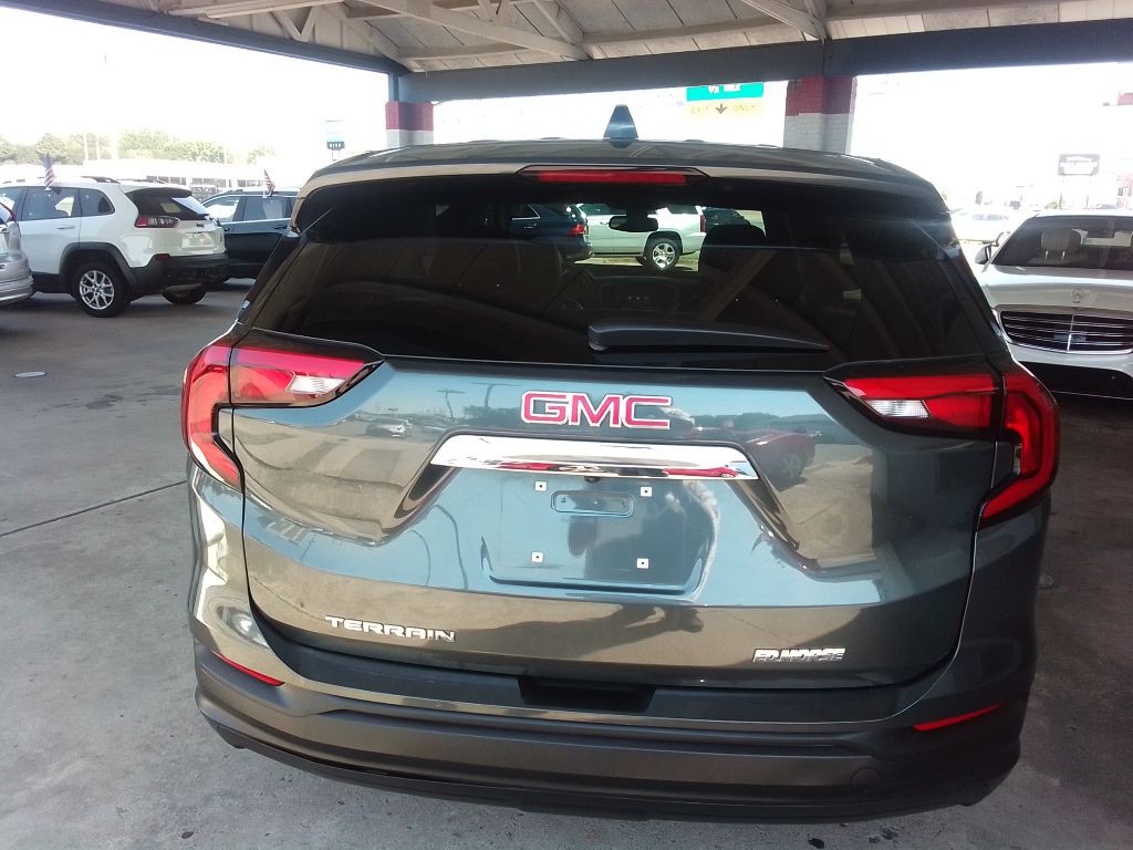 2020 GMC Terrain Image 6