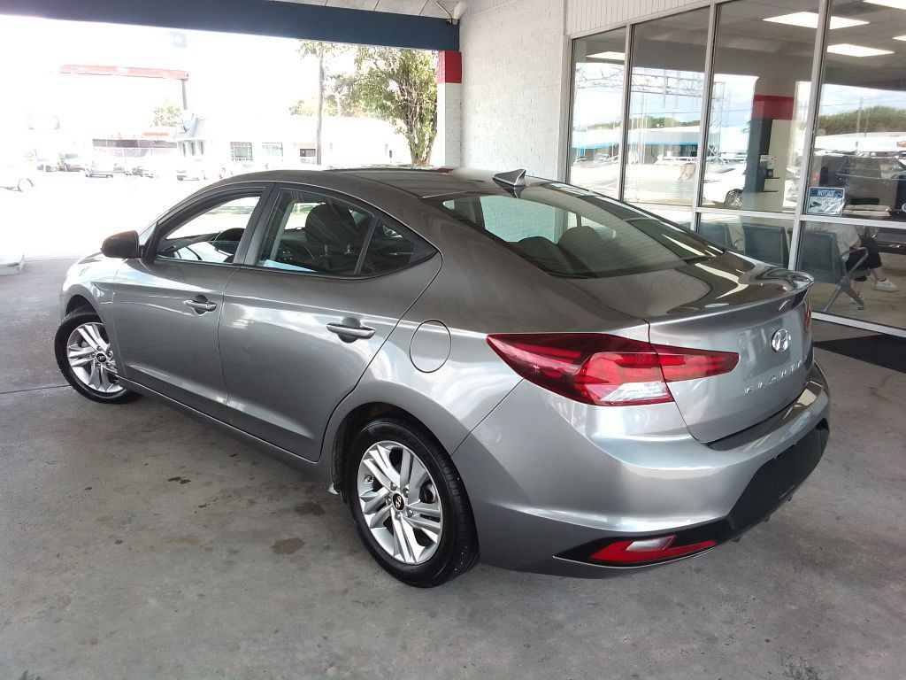 2020 Hyundai Elantra Image 4