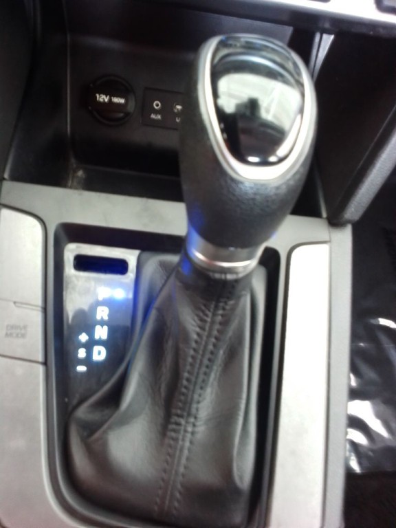 2020 Hyundai Elantra Image 11