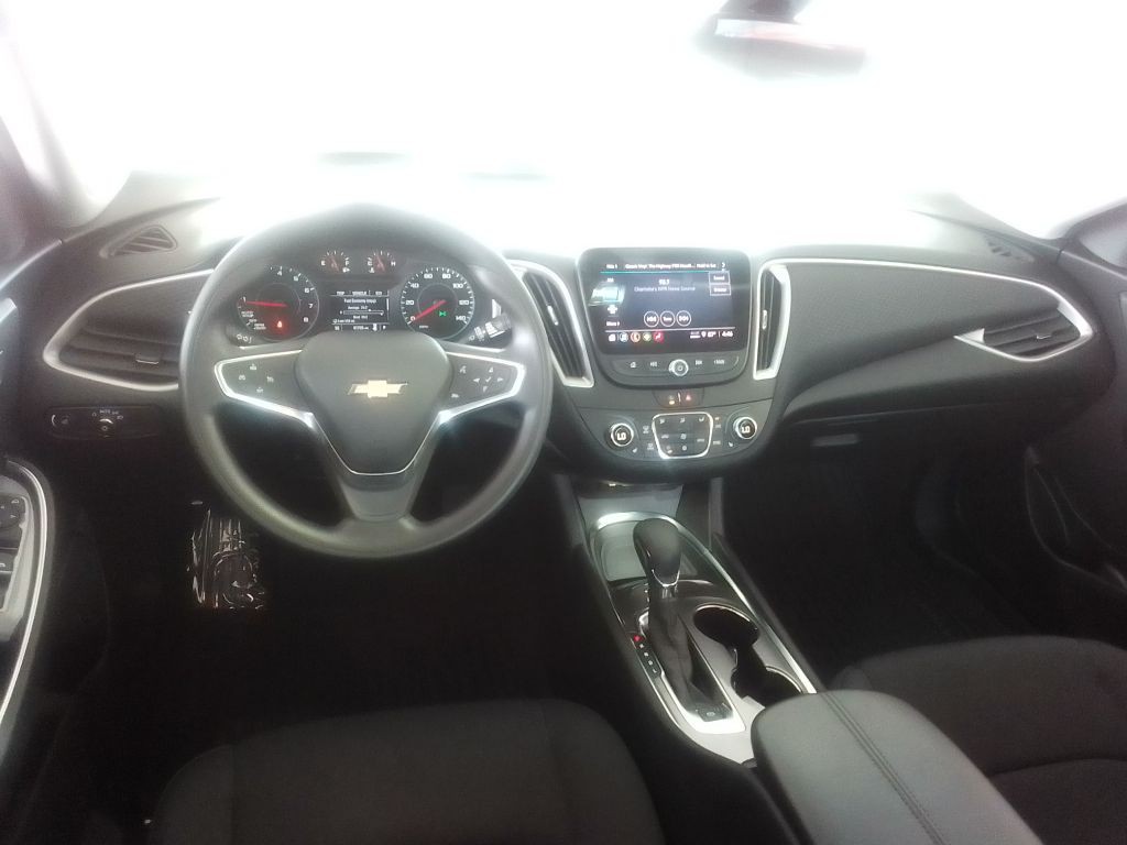 2022 Chevrolet Malibu Image 7