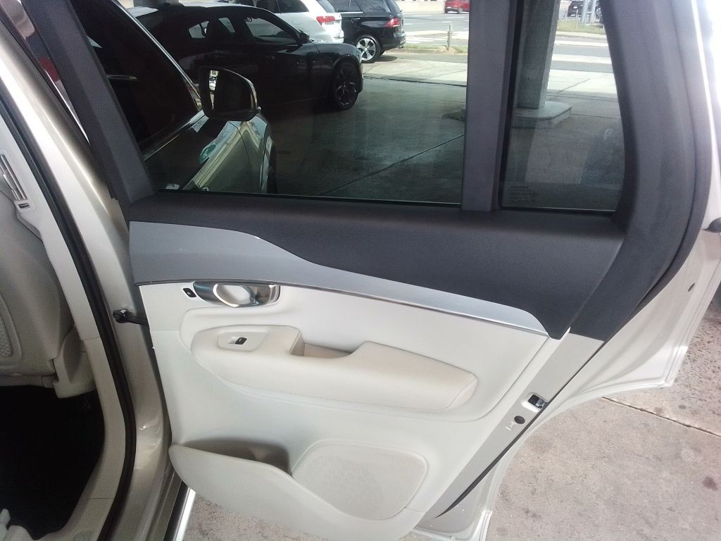 2018 Volvo XC90 Image 28