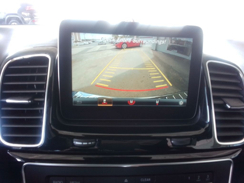 2016 Mercedes-Benz GLE-Class Image 13