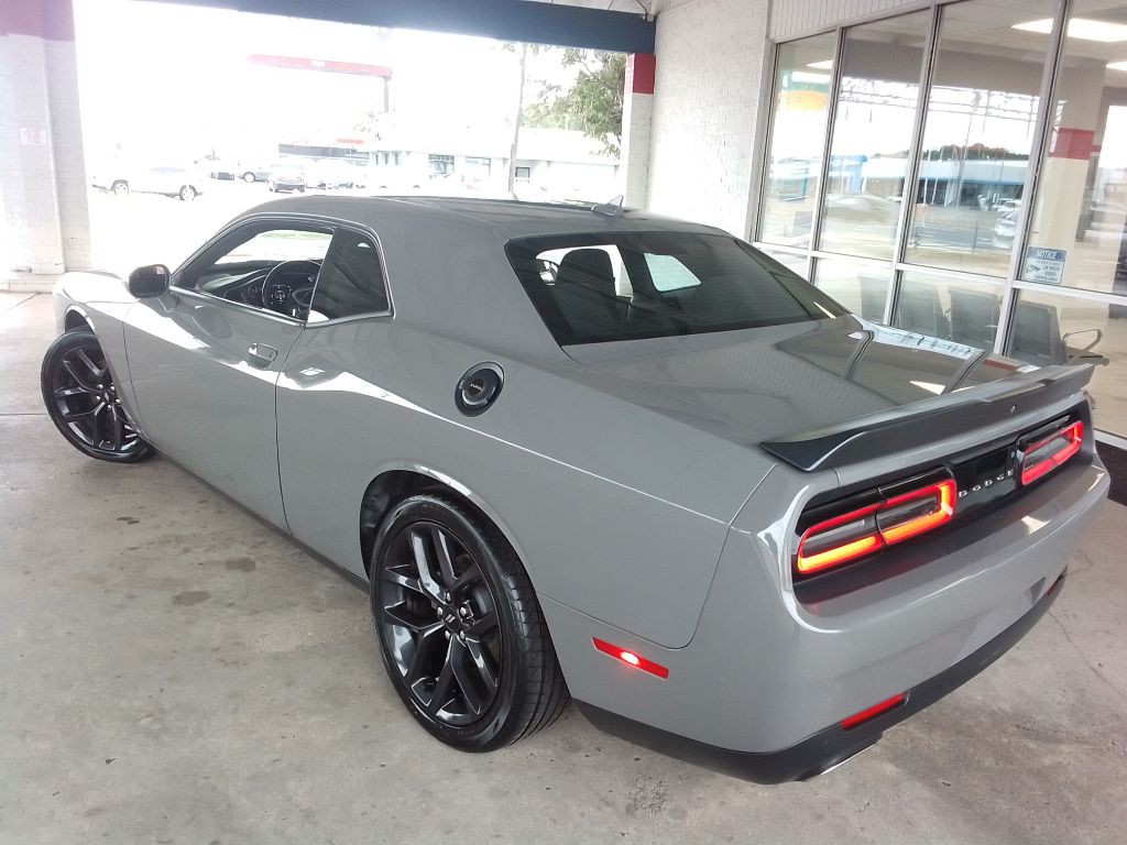 2019 Dodge Challenger Image 4