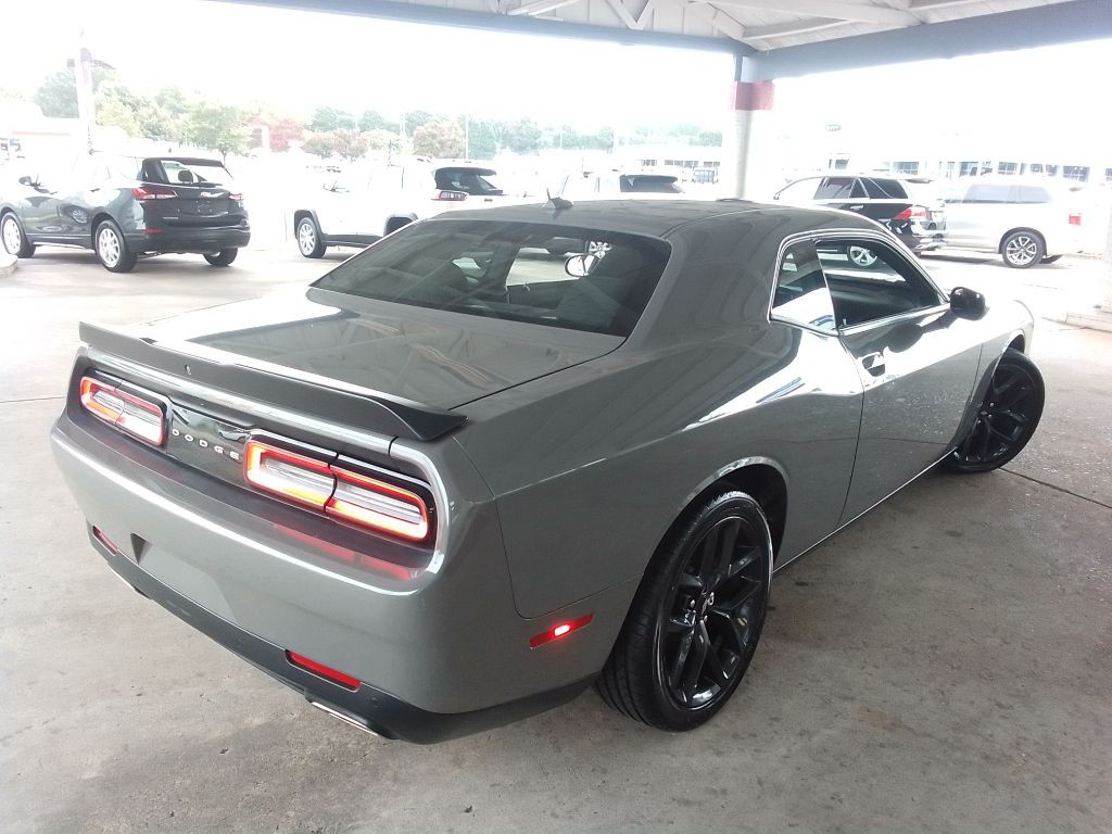 2019 Dodge Challenger Image 5