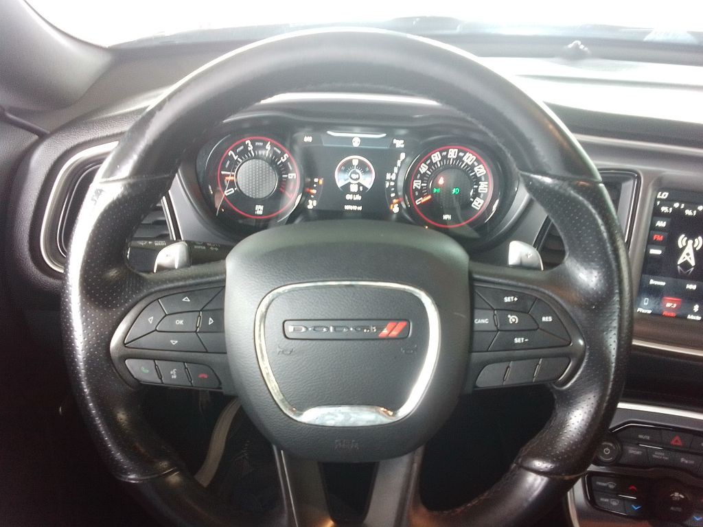 2019 Dodge Challenger Image 8