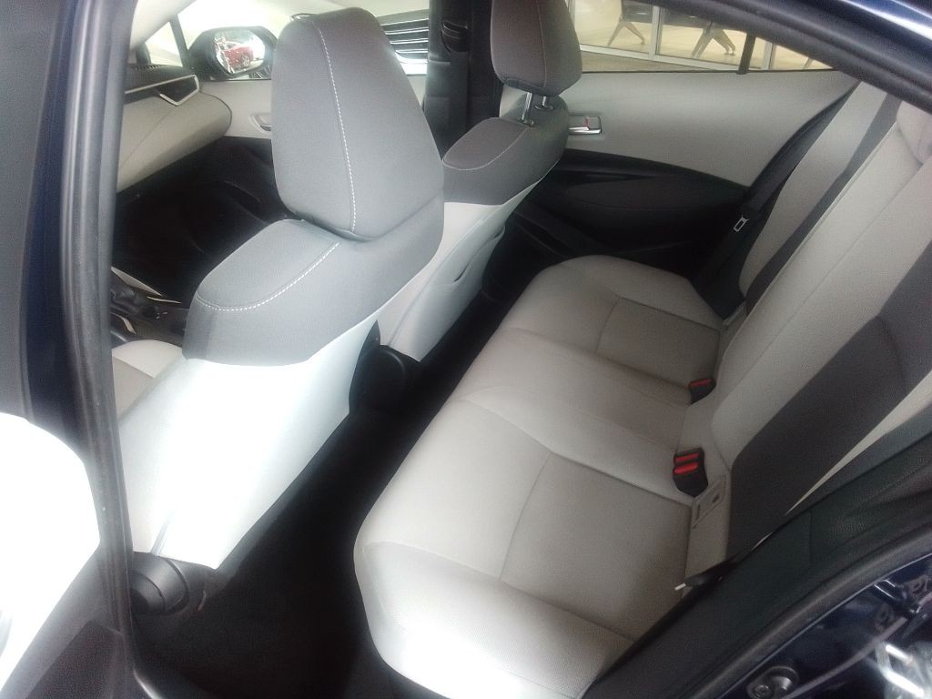 2021 Toyota Corolla Image 17
