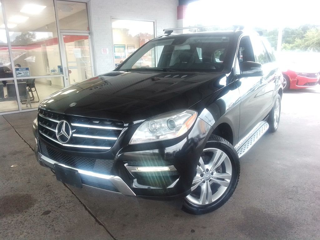 2015 Mercedes-Benz M-Class Image 1