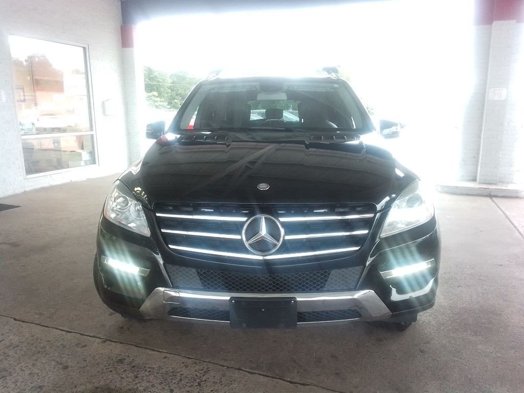 2015 Mercedes-Benz M-Class Image 2