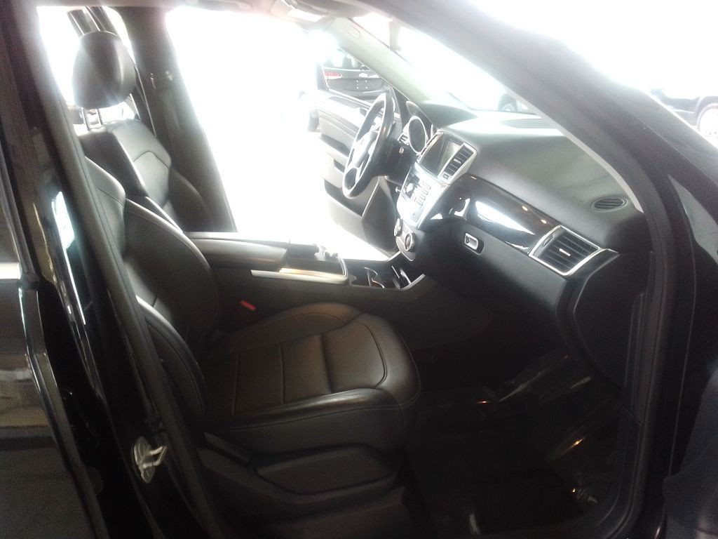 2015 Mercedes-Benz M-Class Image 18