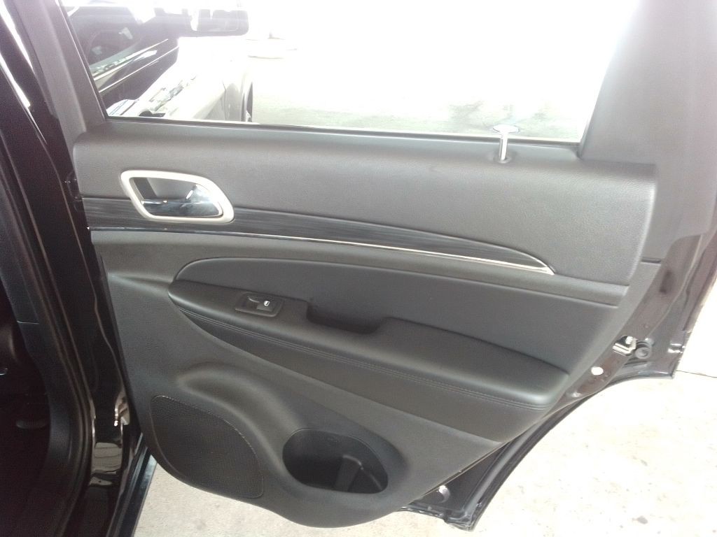 2020 Jeep Grand Cherokee Image 25