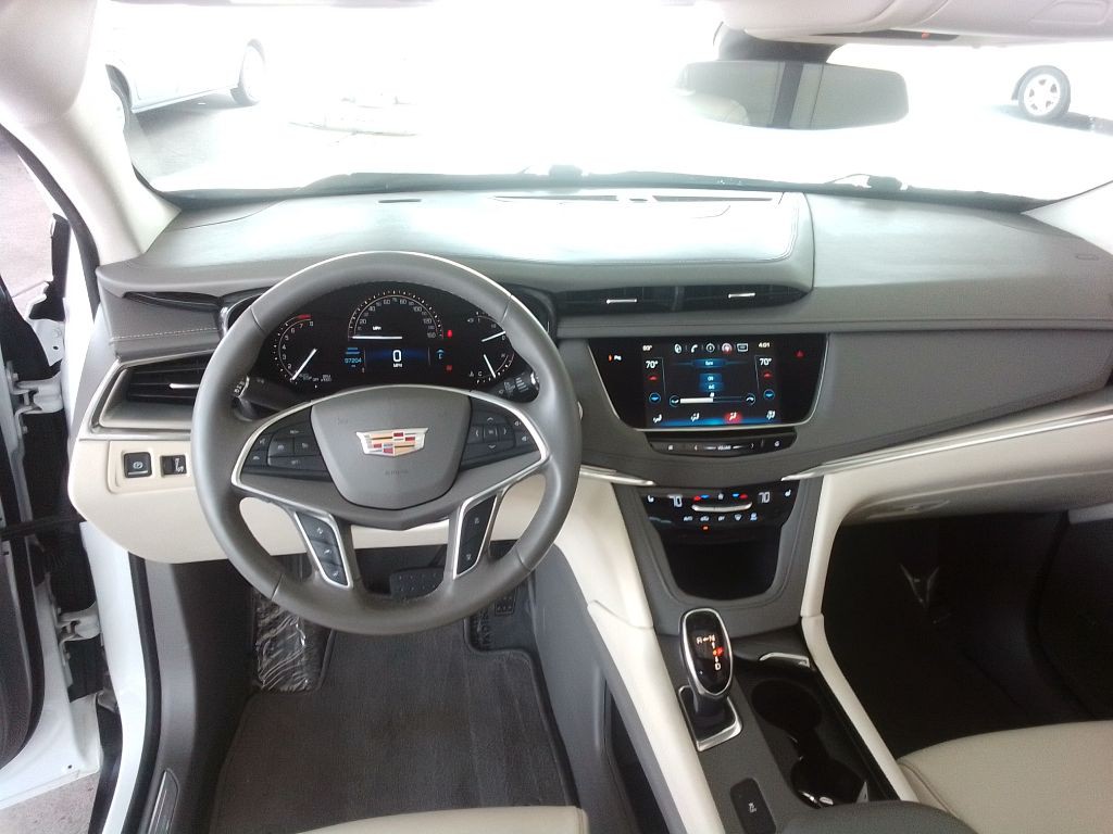 2017 Cadillac XT5 Image 7