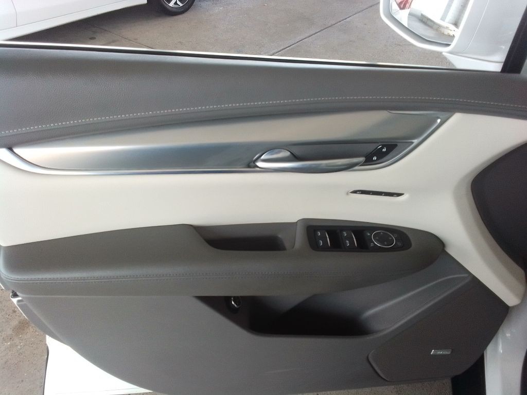 2017 Cadillac XT5 Image 21