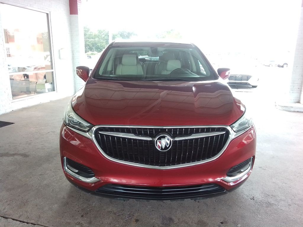 2018 Buick Enclave Image 2