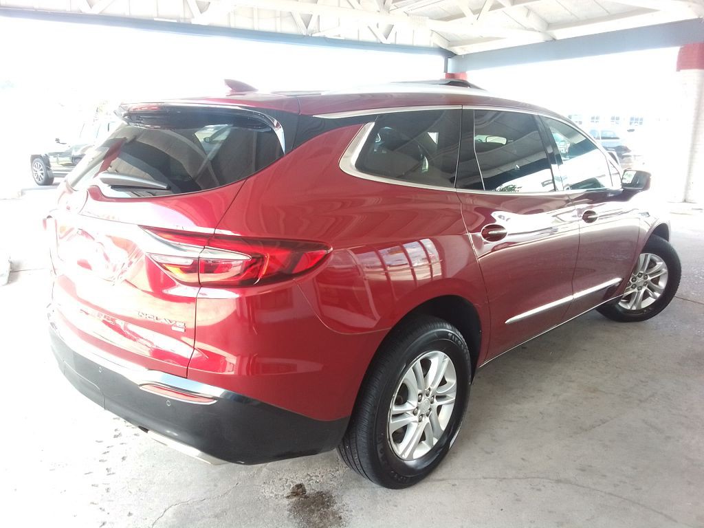 2018 Buick Enclave Image 5