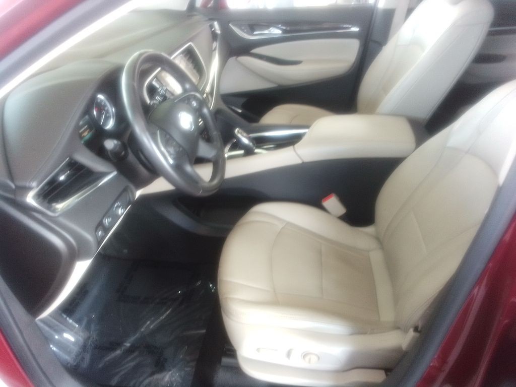 2018 Buick Enclave Image 17