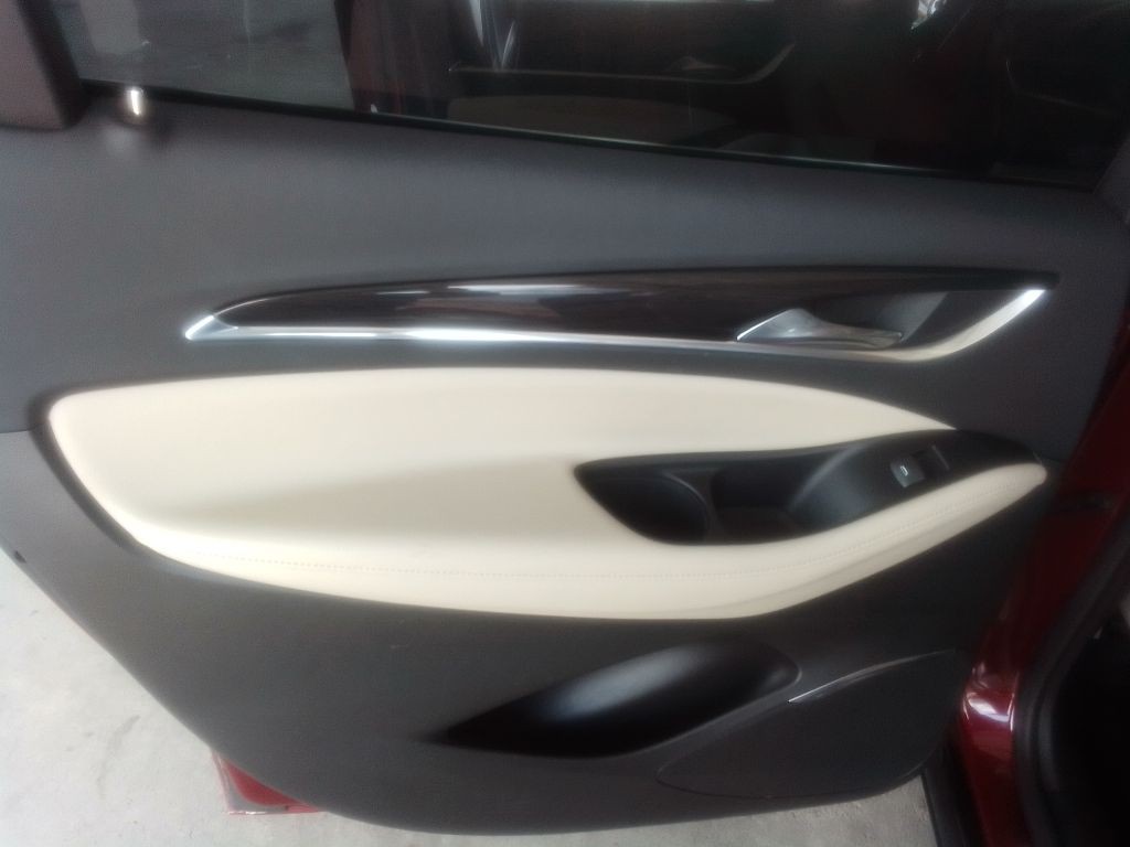 2018 Buick Enclave Image 26