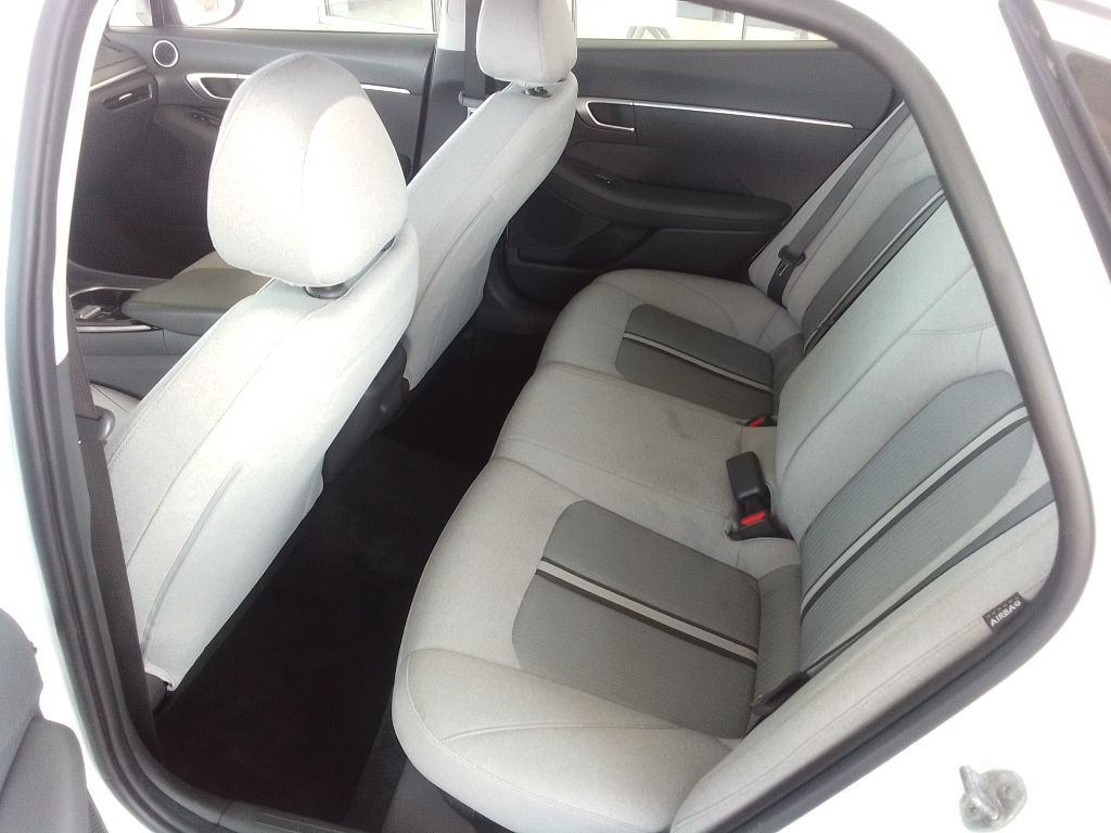 2021 Hyundai Sonata Image 16