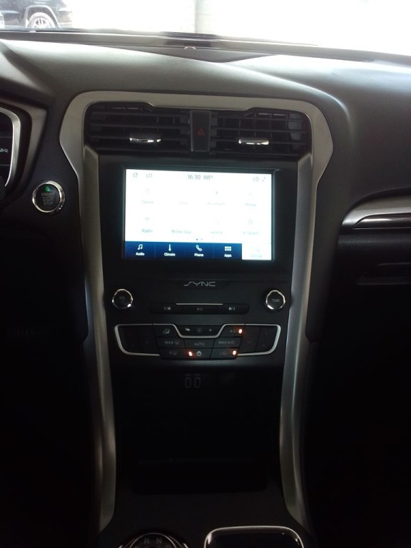 2020 Ford Fusion Image 9