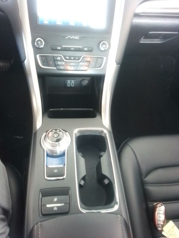 2020 Ford Fusion Image 10