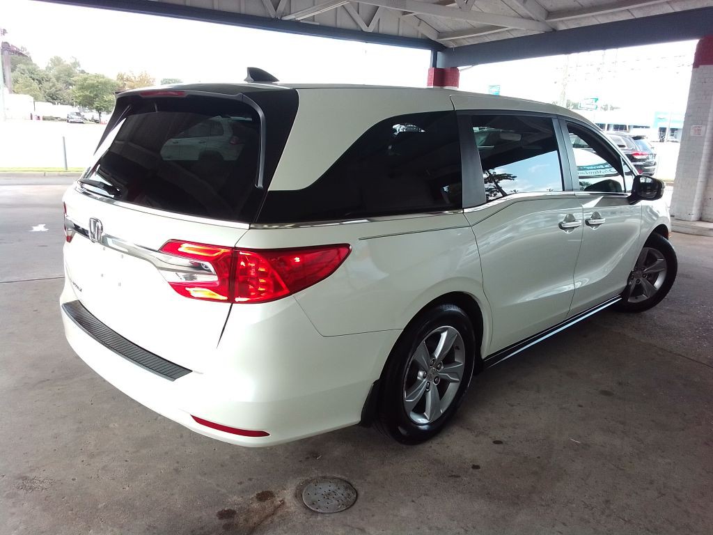 2018 Honda Odyssey Image 5