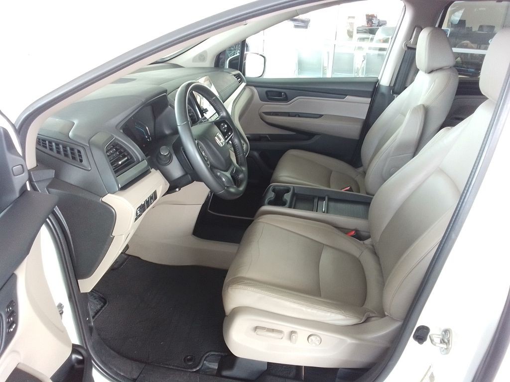 2018 Honda Odyssey Image 17