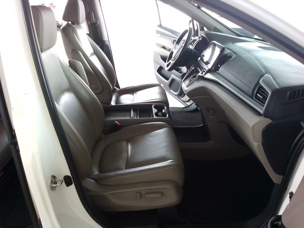 2018 Honda Odyssey Image 20