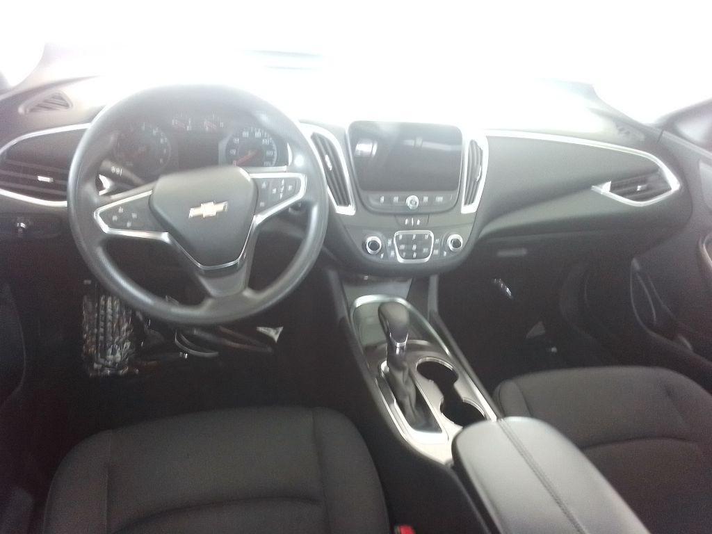 2021 Chevrolet Malibu Image 7