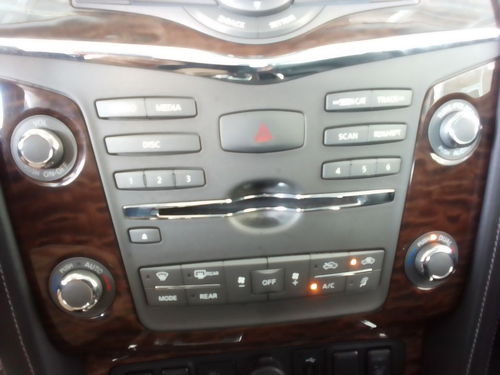 2020 Nissan Armada Image 11