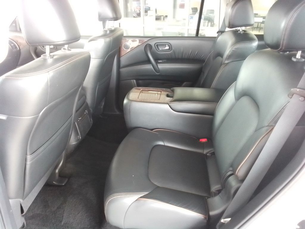 2020 Nissan Armada Image 19