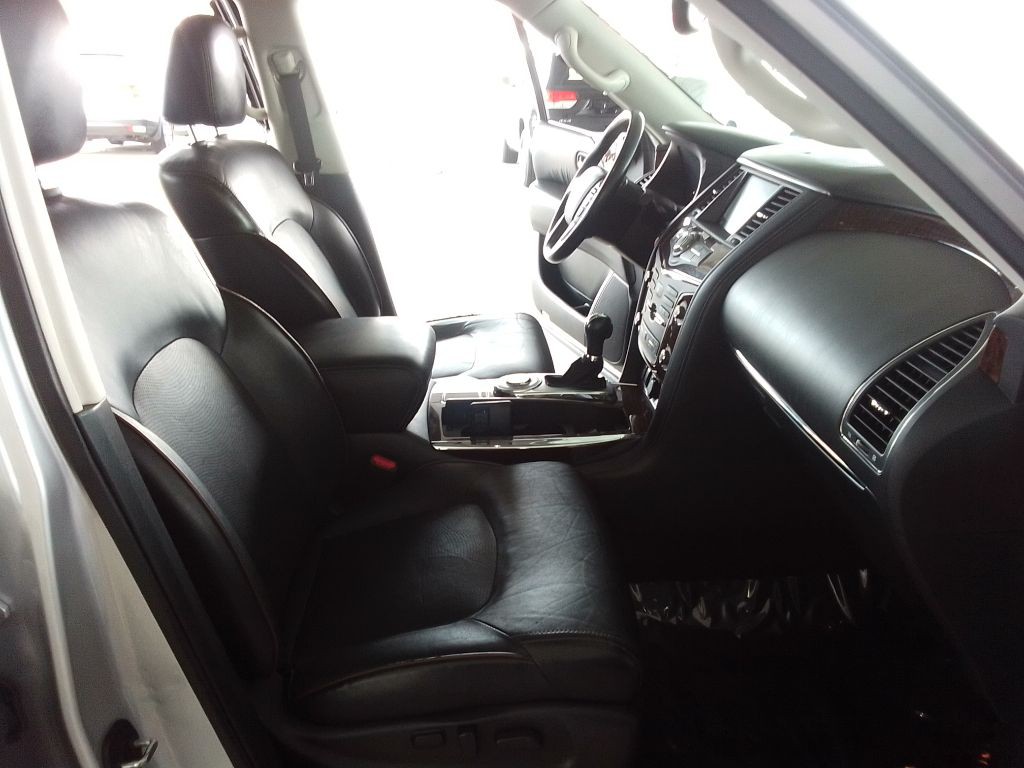 2020 Nissan Armada Image 21