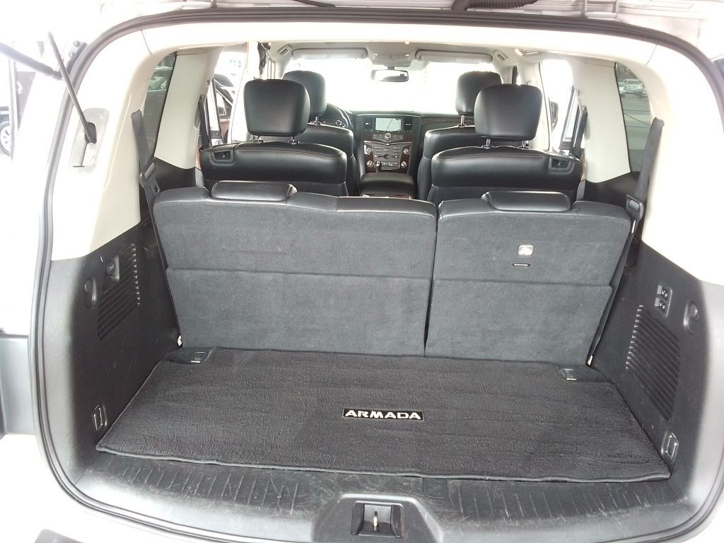 2020 Nissan Armada Image 24