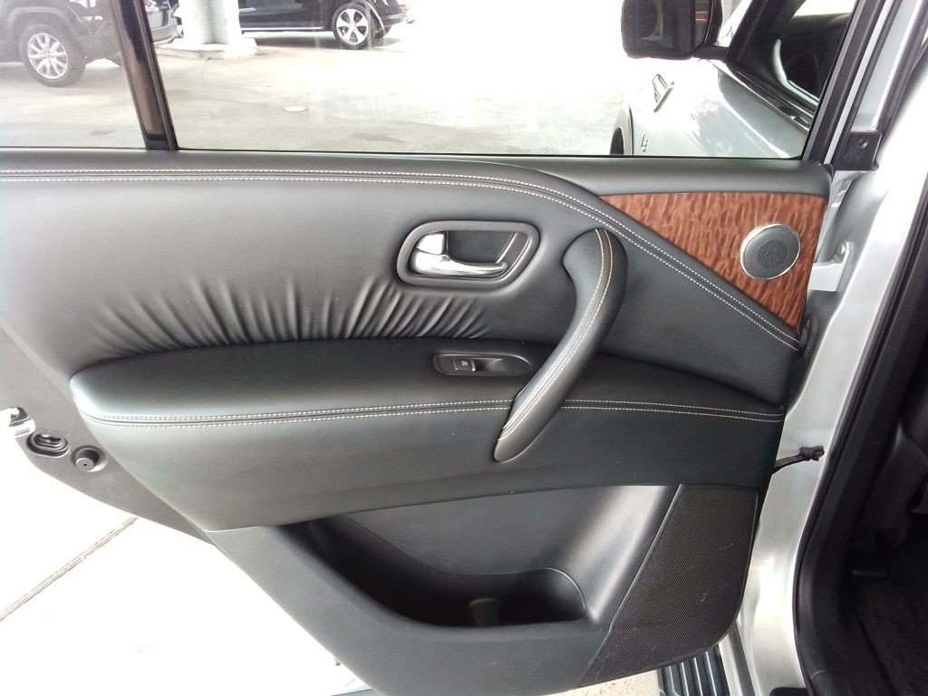 2020 Nissan Armada Image 26