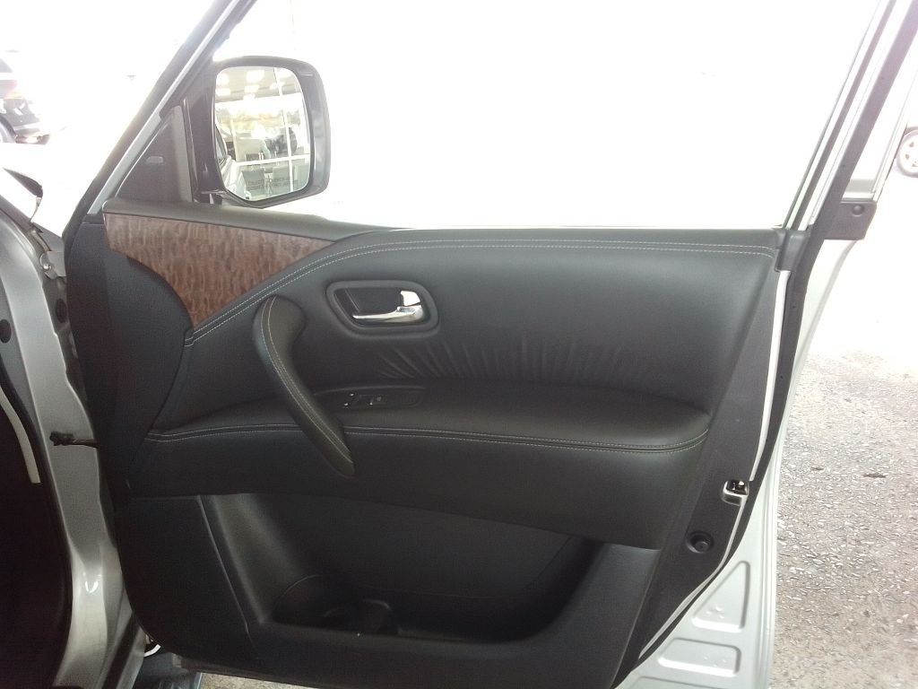 2020 Nissan Armada Image 27