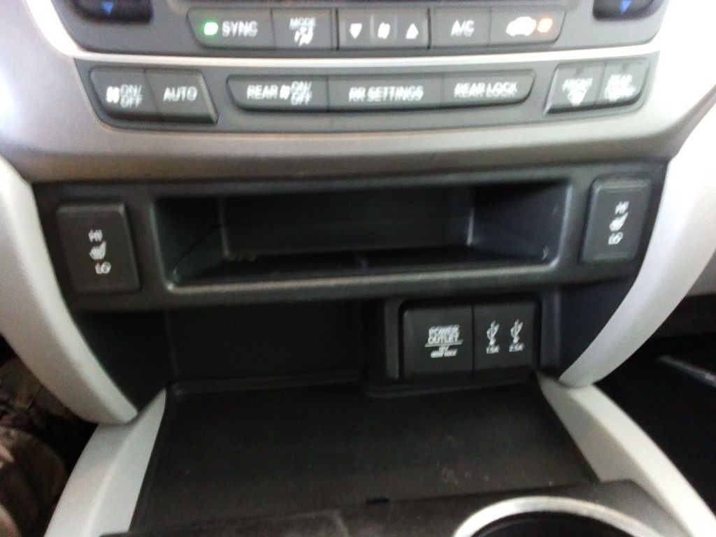 2016 Honda Pilot Image 11