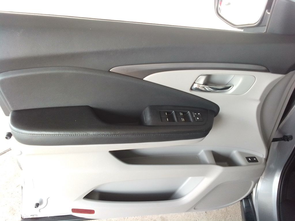2016 Honda Pilot Image 22