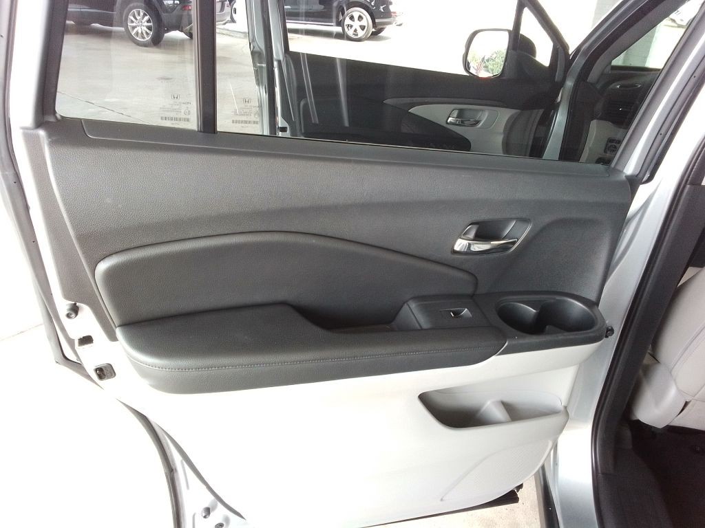 2016 Honda Pilot Image 23