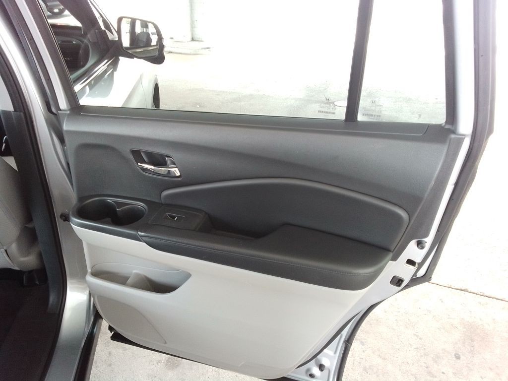 2016 Honda Pilot Image 25