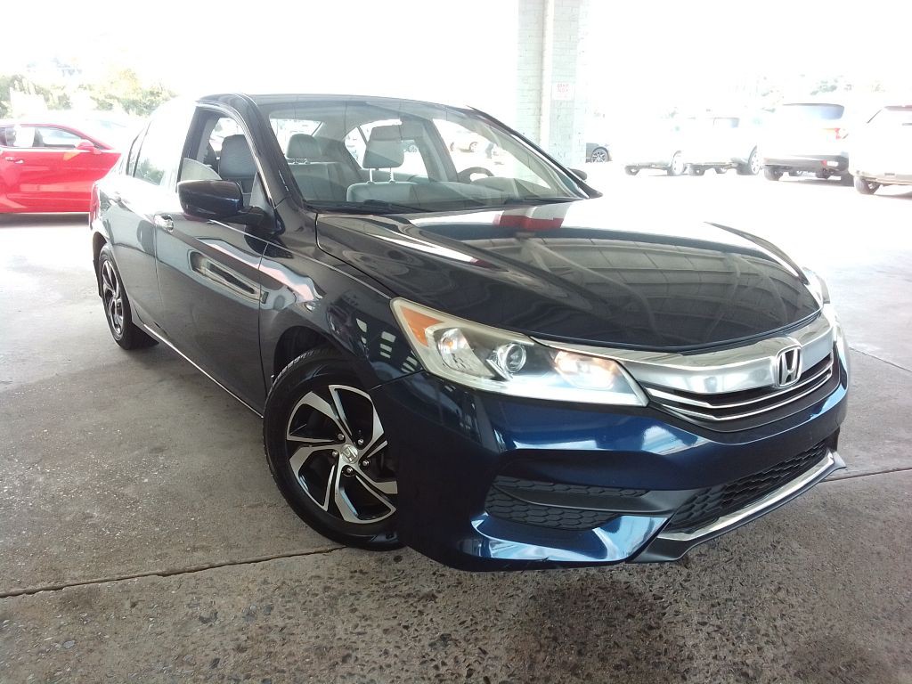 2017 Honda Accord Image 3