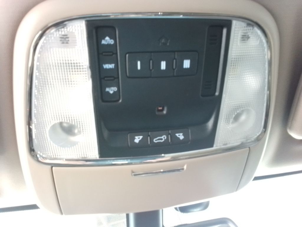 2016 Jeep Grand Cherokee Image 13