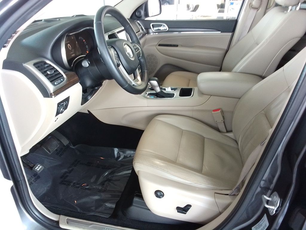 2016 Jeep Grand Cherokee Image 15