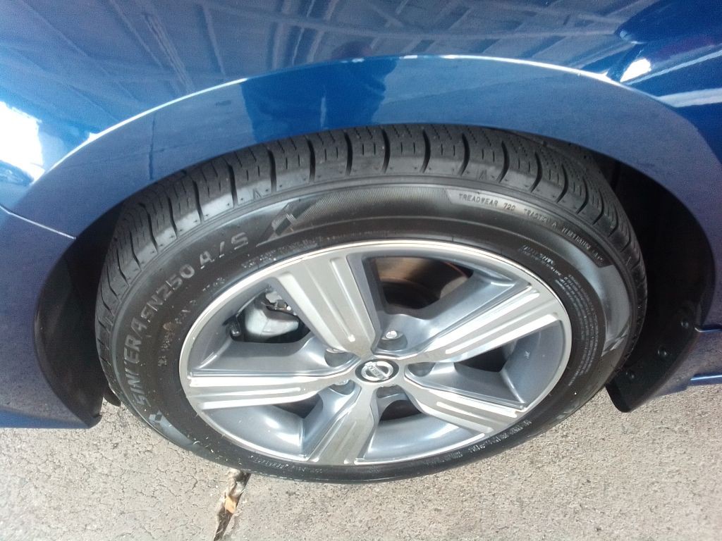2019 Nissan Altima Image 23
