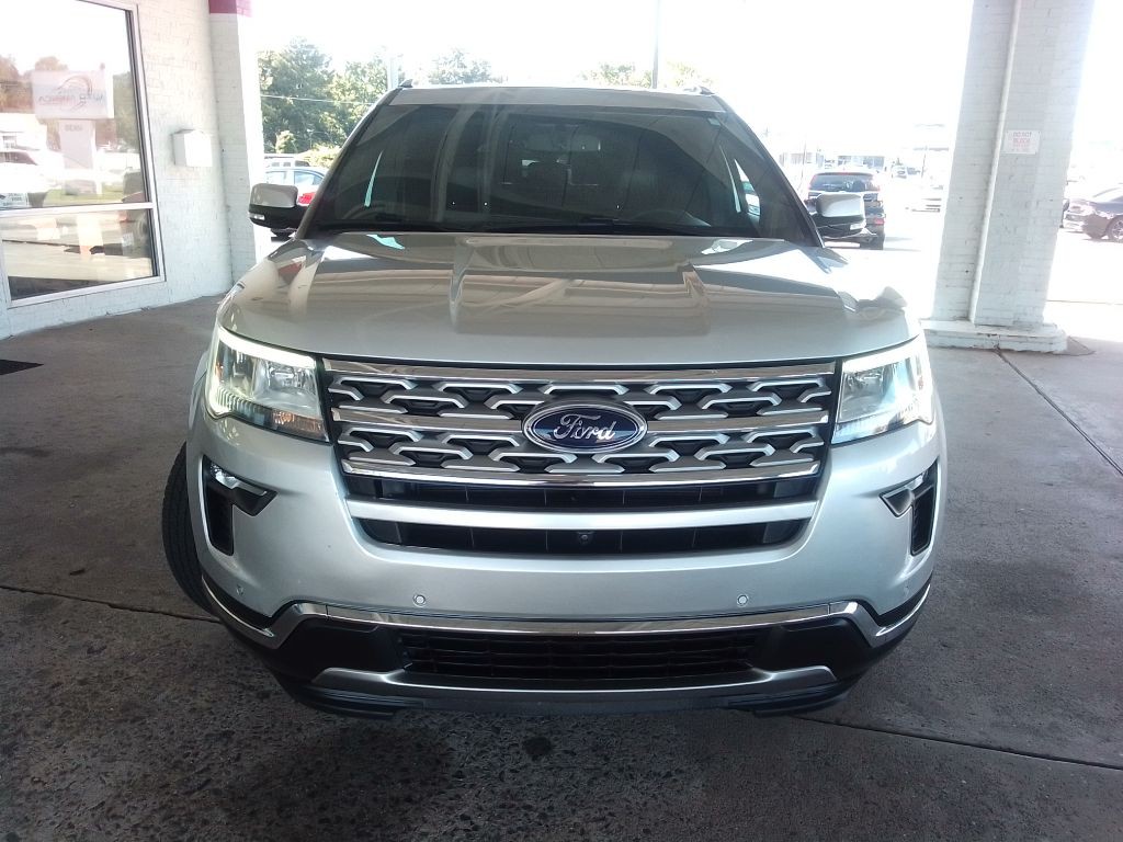 2018 Ford Explorer Image 2